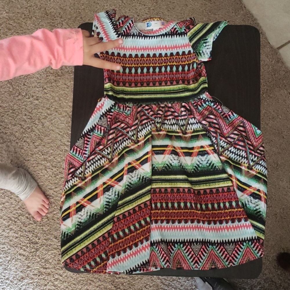 Lula roe little girl dress size 2